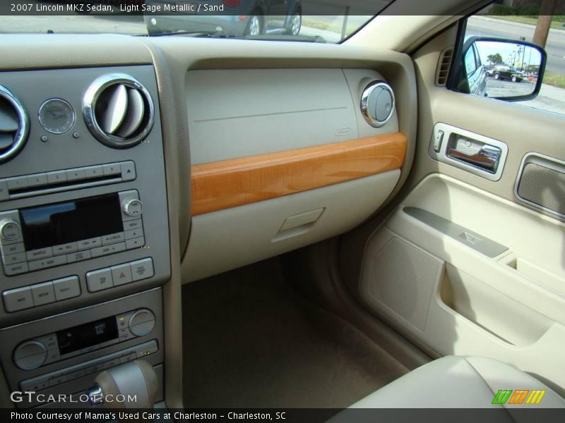 Light Sage Metallic / Sand 2007 Lincoln MKZ Sedan