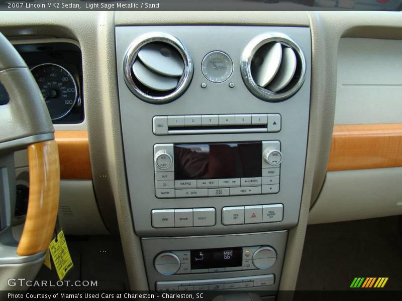Light Sage Metallic / Sand 2007 Lincoln MKZ Sedan
