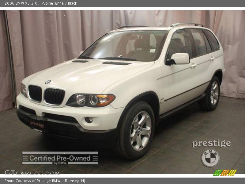 Alpine White / Black 2006 BMW X5 3.0i