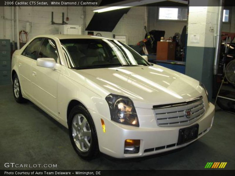 White Diamond / Cashmere 2006 Cadillac CTS Sedan
