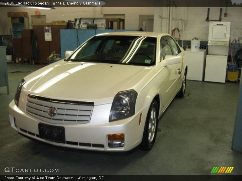 White Diamond / Cashmere 2006 Cadillac CTS Sedan