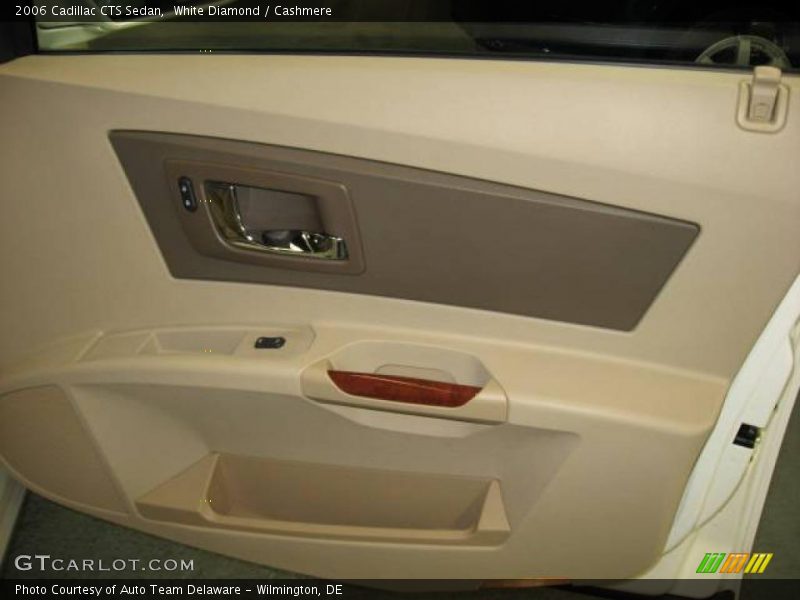 White Diamond / Cashmere 2006 Cadillac CTS Sedan