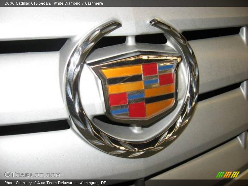 White Diamond / Cashmere 2006 Cadillac CTS Sedan
