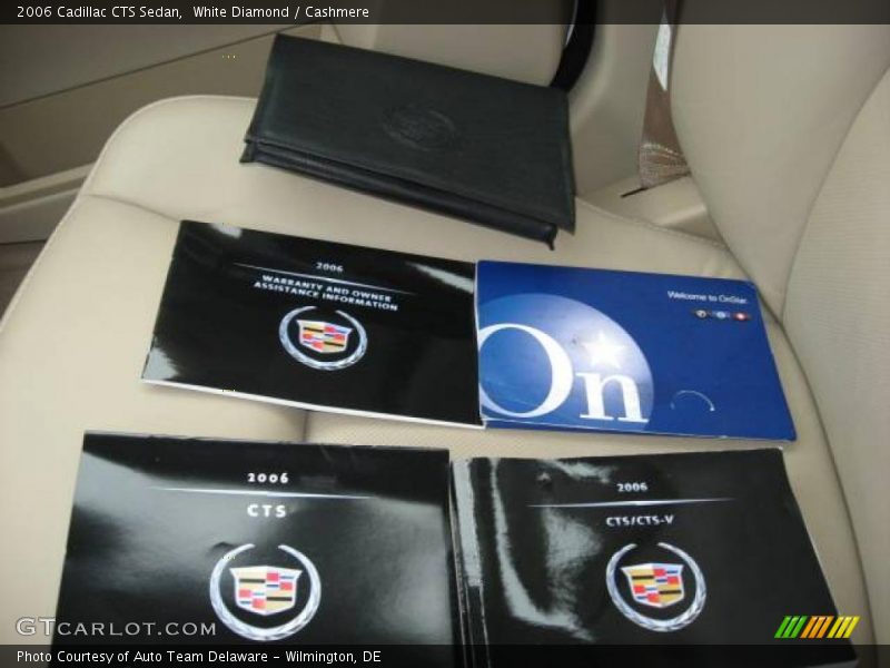 White Diamond / Cashmere 2006 Cadillac CTS Sedan