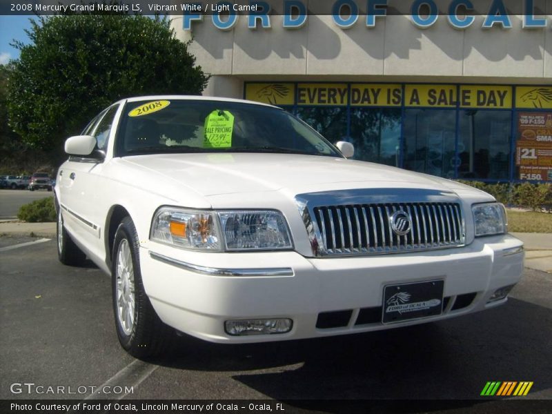 Vibrant White / Light Camel 2008 Mercury Grand Marquis LS
