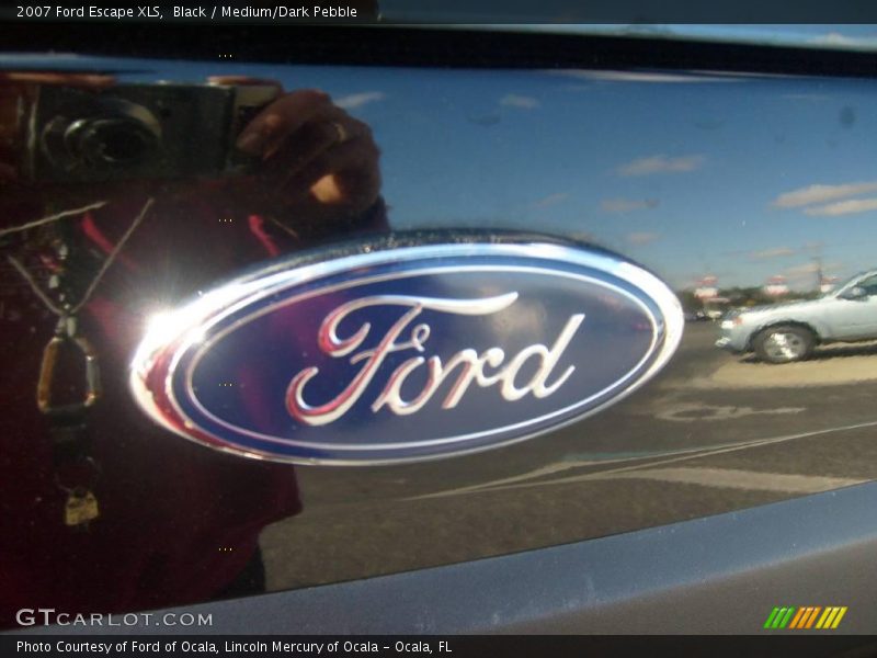 Black / Medium/Dark Pebble 2007 Ford Escape XLS