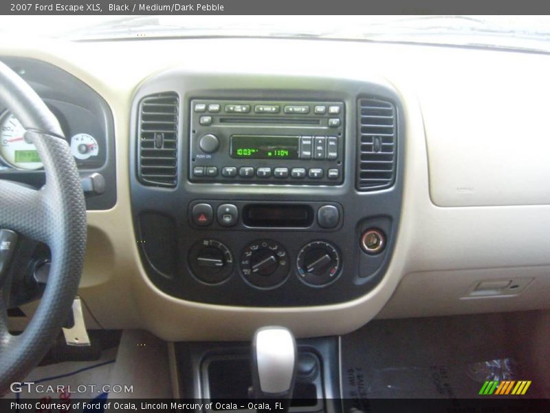 Black / Medium/Dark Pebble 2007 Ford Escape XLS