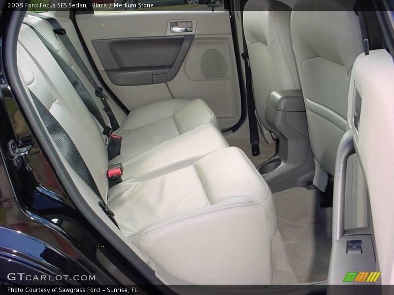 Black / Medium Stone 2008 Ford Focus SES Sedan