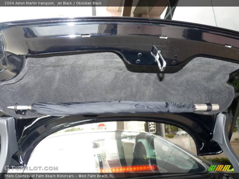 Jet Black / Obsidian Black 2004 Aston Martin Vanquish