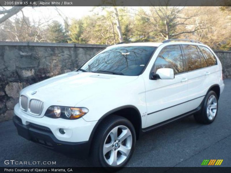 Alpine White / Black 2006 BMW X5 4.4i
