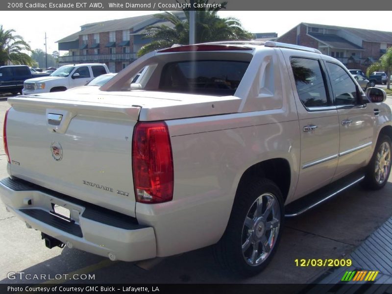 White Diamond / Cocoa/Light Cashmere 2008 Cadillac Escalade EXT AWD