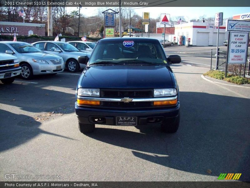 Indigo Blue Metallic / Medium Gray 2001 Chevrolet S10 LS Extended Cab 4x4