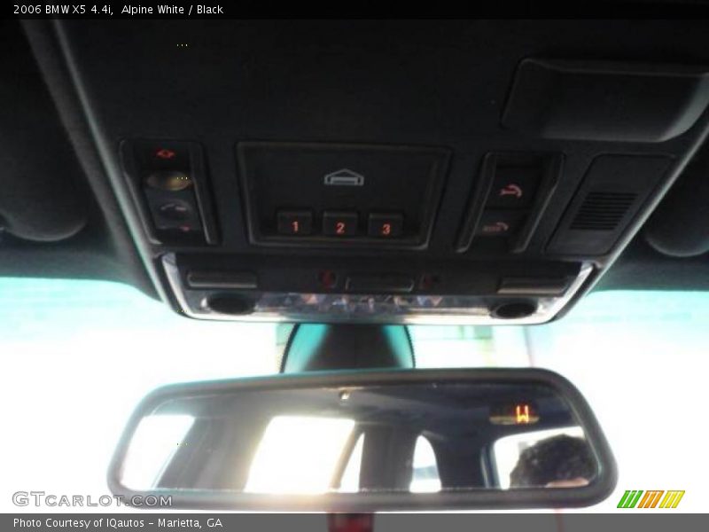 Alpine White / Black 2006 BMW X5 4.4i