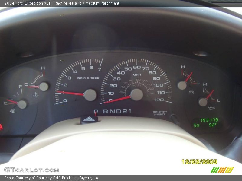 Redfire Metallic / Medium Parchment 2004 Ford Expedition XLT