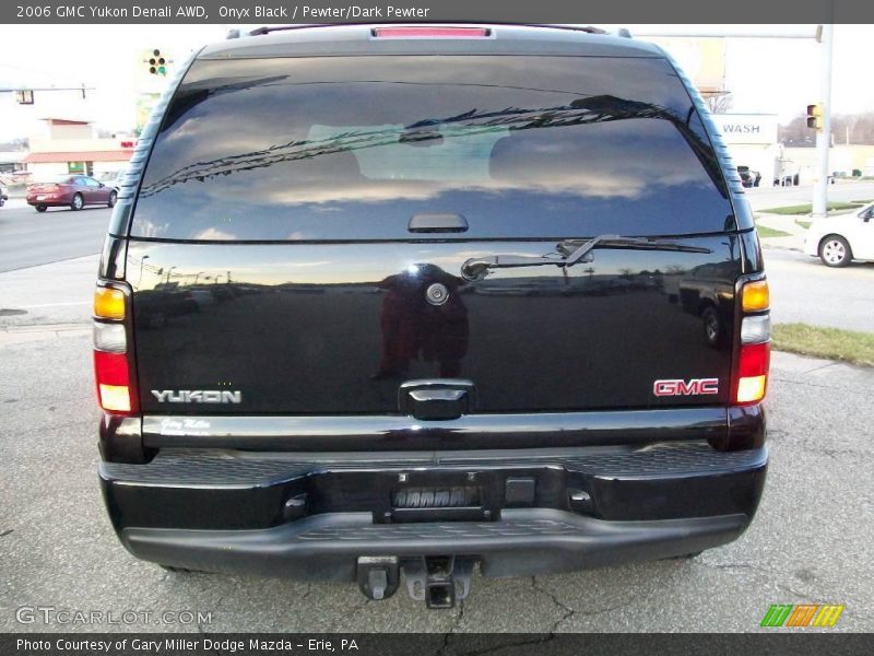 Onyx Black / Pewter/Dark Pewter 2006 GMC Yukon Denali AWD