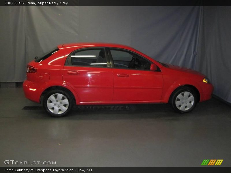 Super Red / Grey 2007 Suzuki Reno
