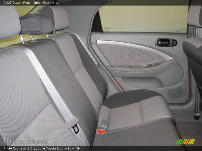 Super Red / Grey 2007 Suzuki Reno