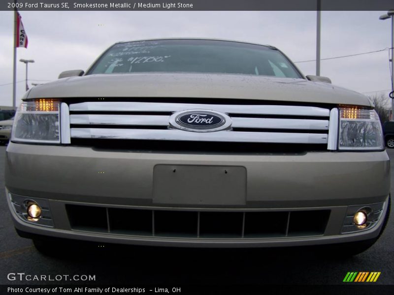Smokestone Metallic / Medium Light Stone 2009 Ford Taurus SE