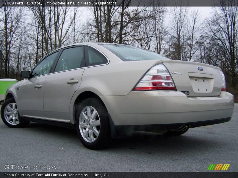 Smokestone Metallic / Medium Light Stone 2009 Ford Taurus SE