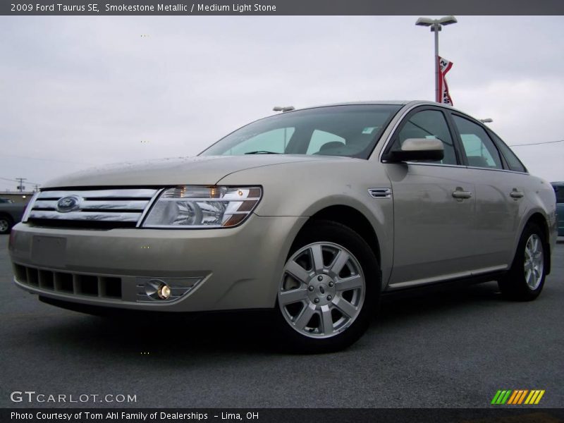 Smokestone Metallic / Medium Light Stone 2009 Ford Taurus SE