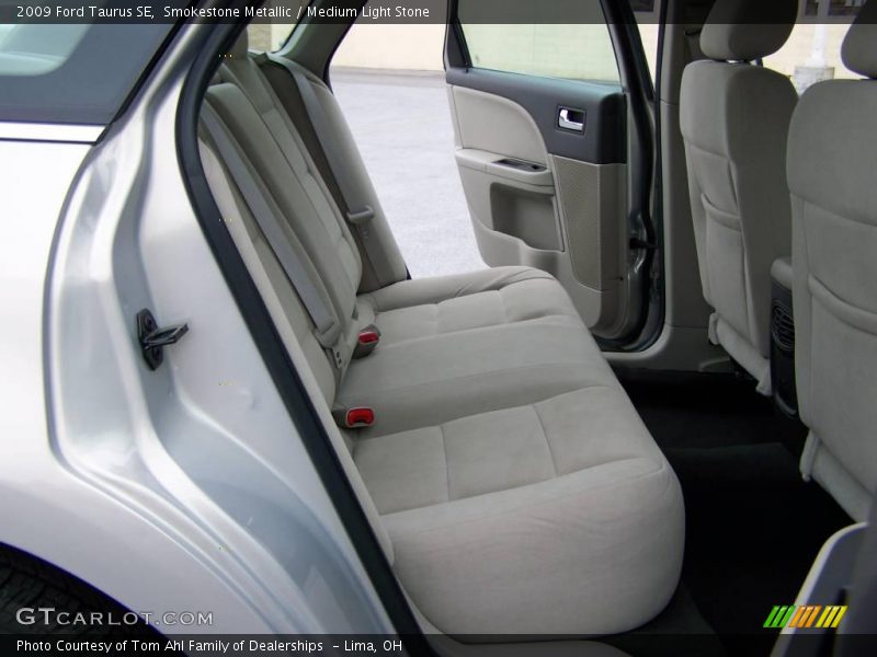 Smokestone Metallic / Medium Light Stone 2009 Ford Taurus SE