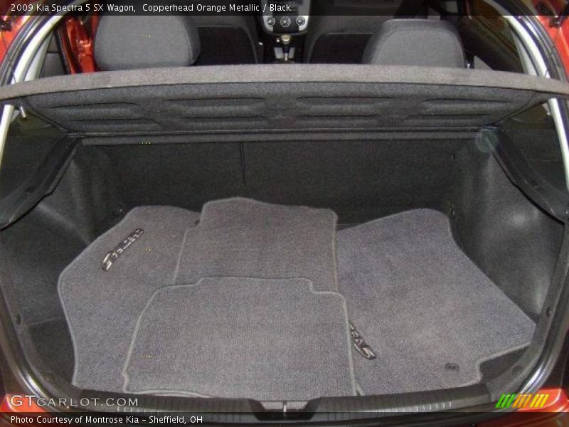Copperhead Orange Metallic / Black 2009 Kia Spectra 5 SX Wagon