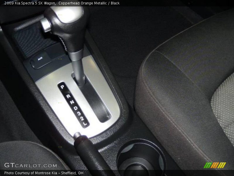 Copperhead Orange Metallic / Black 2009 Kia Spectra 5 SX Wagon