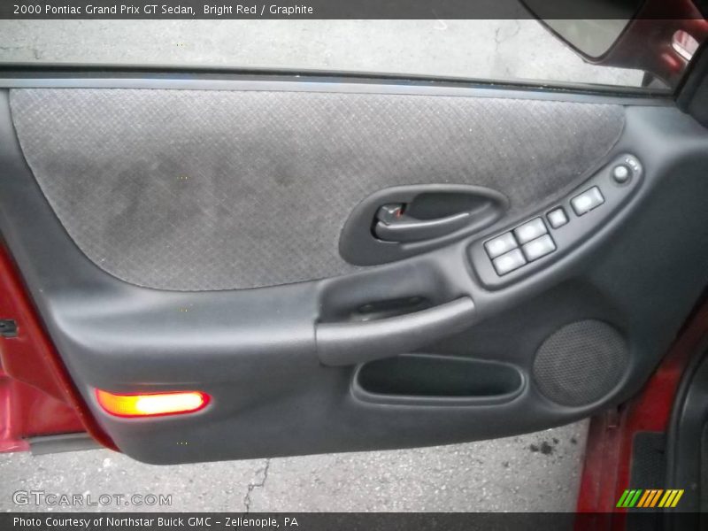 Bright Red / Graphite 2000 Pontiac Grand Prix GT Sedan