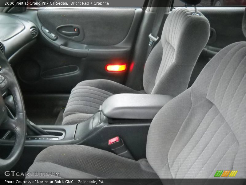 Bright Red / Graphite 2000 Pontiac Grand Prix GT Sedan