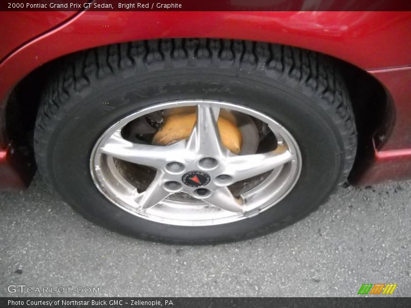 Bright Red / Graphite 2000 Pontiac Grand Prix GT Sedan