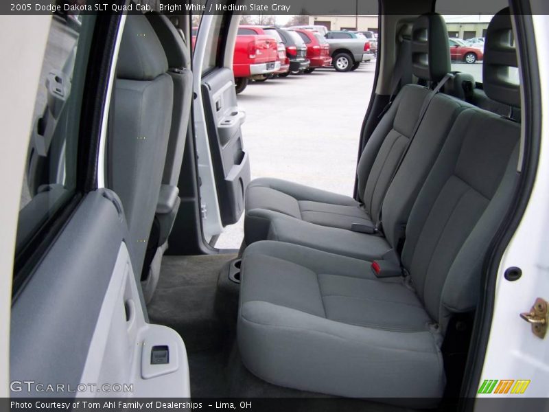 Bright White / Medium Slate Gray 2005 Dodge Dakota SLT Quad Cab