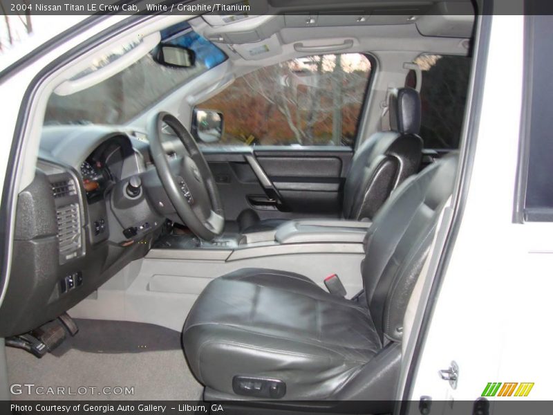 White / Graphite/Titanium 2004 Nissan Titan LE Crew Cab