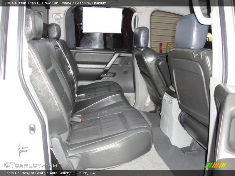 White / Graphite/Titanium 2004 Nissan Titan LE Crew Cab