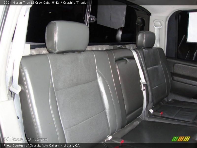 White / Graphite/Titanium 2004 Nissan Titan LE Crew Cab