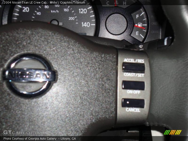 White / Graphite/Titanium 2004 Nissan Titan LE Crew Cab