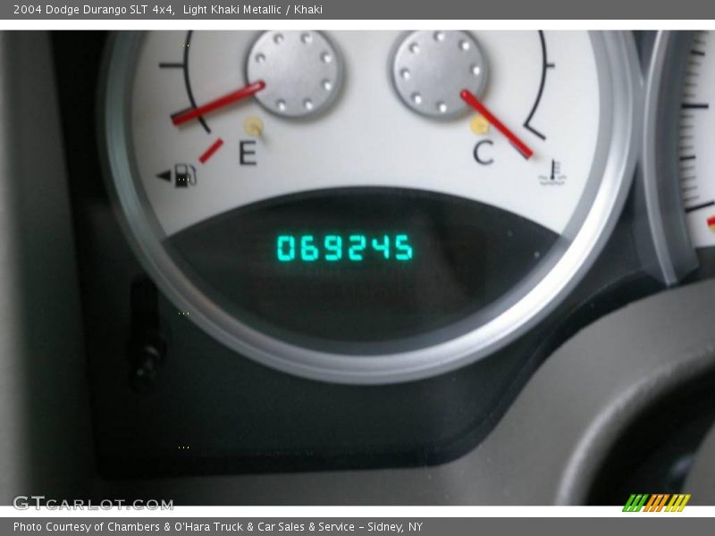 Light Khaki Metallic / Khaki 2004 Dodge Durango SLT 4x4