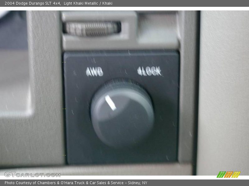 Light Khaki Metallic / Khaki 2004 Dodge Durango SLT 4x4