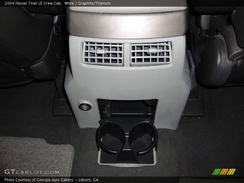 White / Graphite/Titanium 2004 Nissan Titan LE Crew Cab