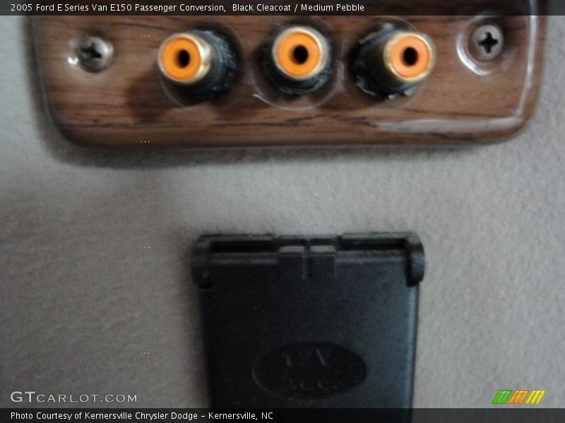 Black Cleacoat / Medium Pebble 2005 Ford E Series Van E150 Passenger Conversion