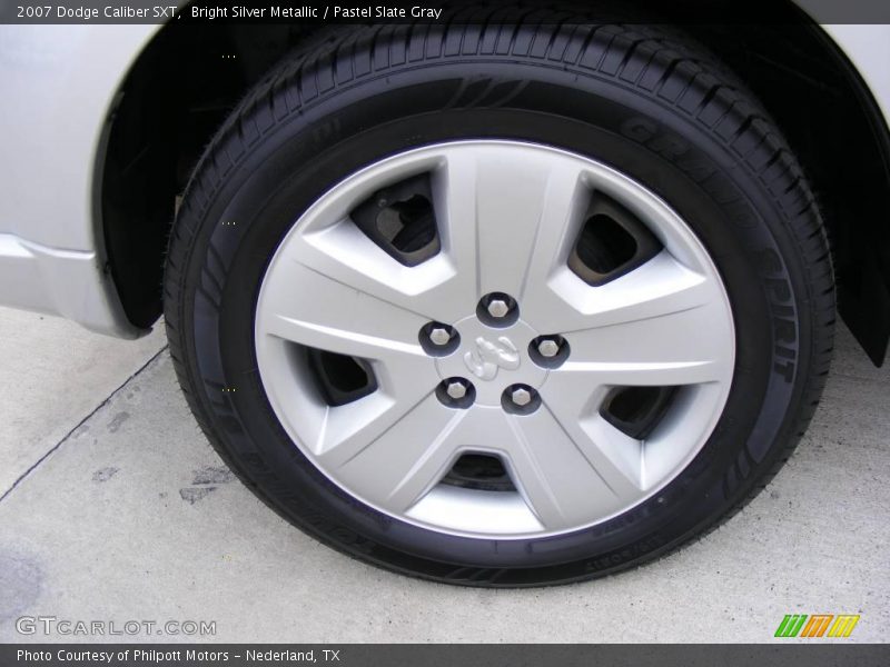 Bright Silver Metallic / Pastel Slate Gray 2007 Dodge Caliber SXT