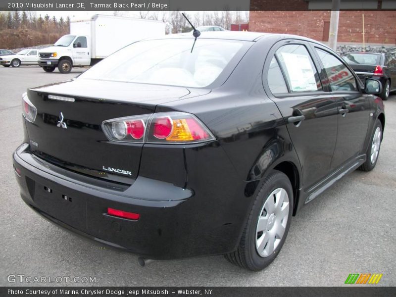 Tarmac Black Pearl / Beige 2010 Mitsubishi Lancer DE