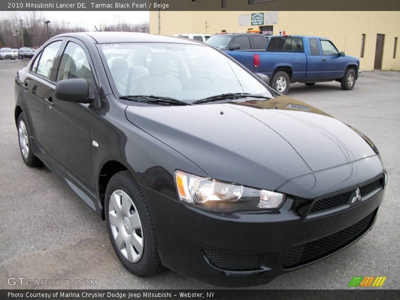 Tarmac Black Pearl / Beige 2010 Mitsubishi Lancer DE
