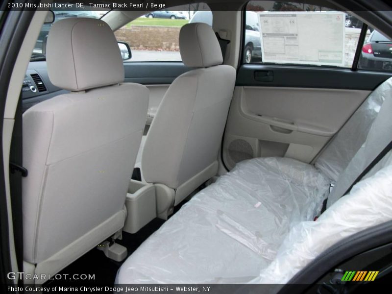 Tarmac Black Pearl / Beige 2010 Mitsubishi Lancer DE