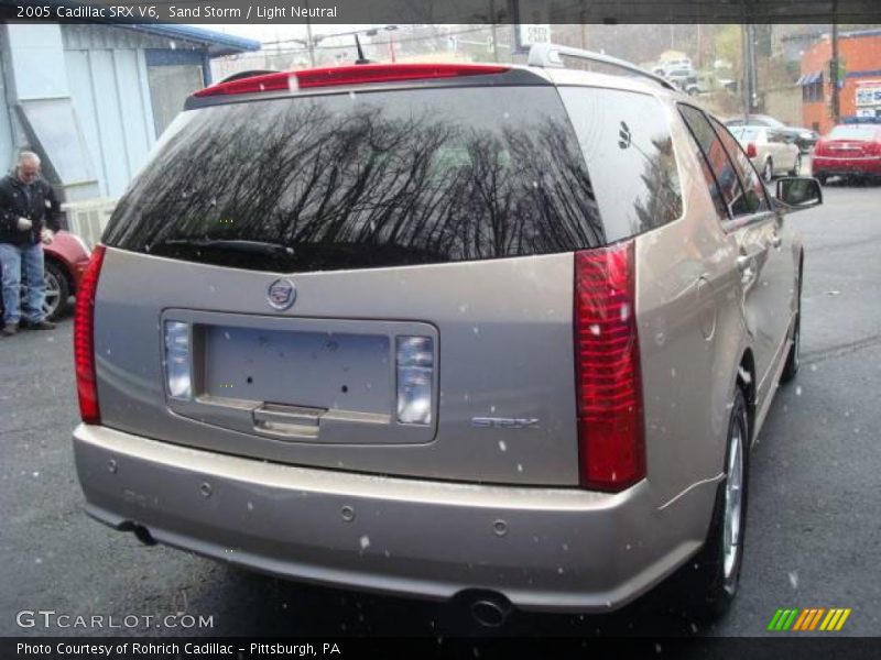 Sand Storm / Light Neutral 2005 Cadillac SRX V6