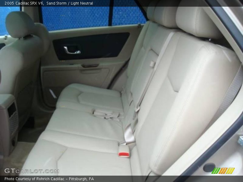 Sand Storm / Light Neutral 2005 Cadillac SRX V6