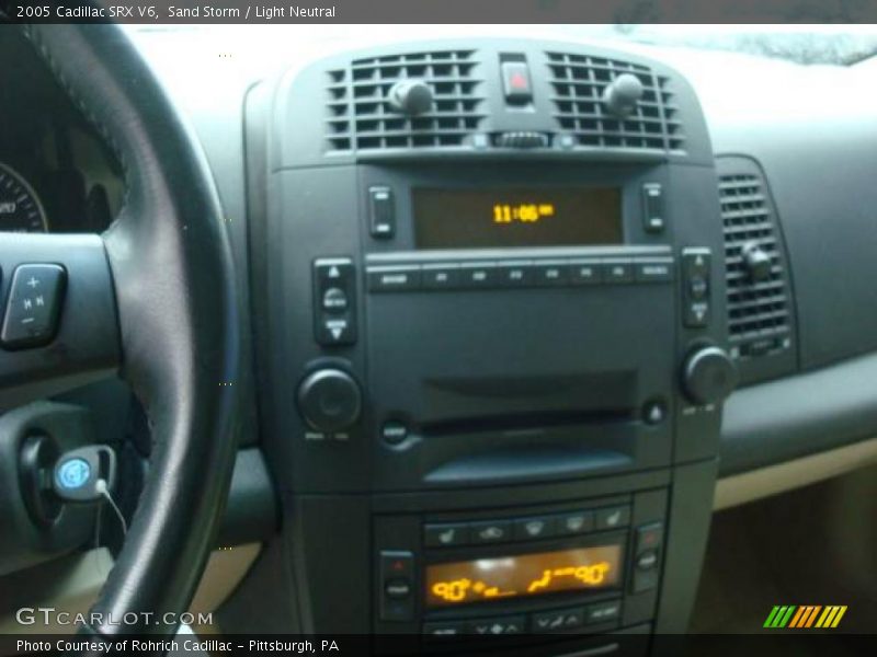 Sand Storm / Light Neutral 2005 Cadillac SRX V6