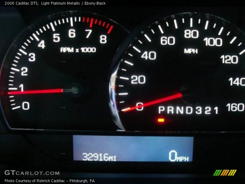 Light Platinum Metallic / Ebony Black 2006 Cadillac DTS