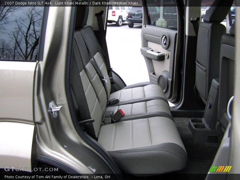 Light Khaki Metallic / Dark Khaki/Medium Khaki 2007 Dodge Nitro SLT 4x4