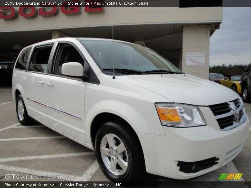 Stone White / Medium Slate Gray/Light Shale 2008 Dodge Grand Caravan SXT