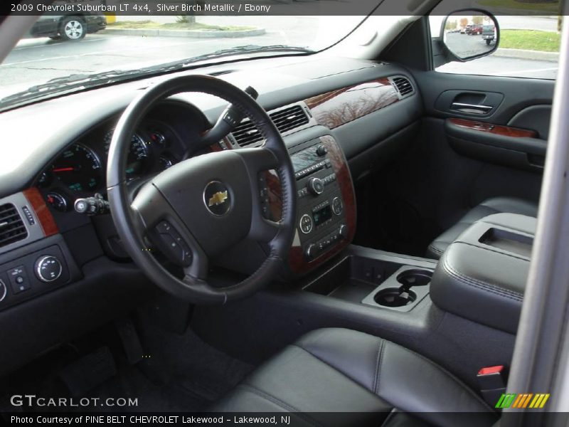 Silver Birch Metallic / Ebony 2009 Chevrolet Suburban LT 4x4
